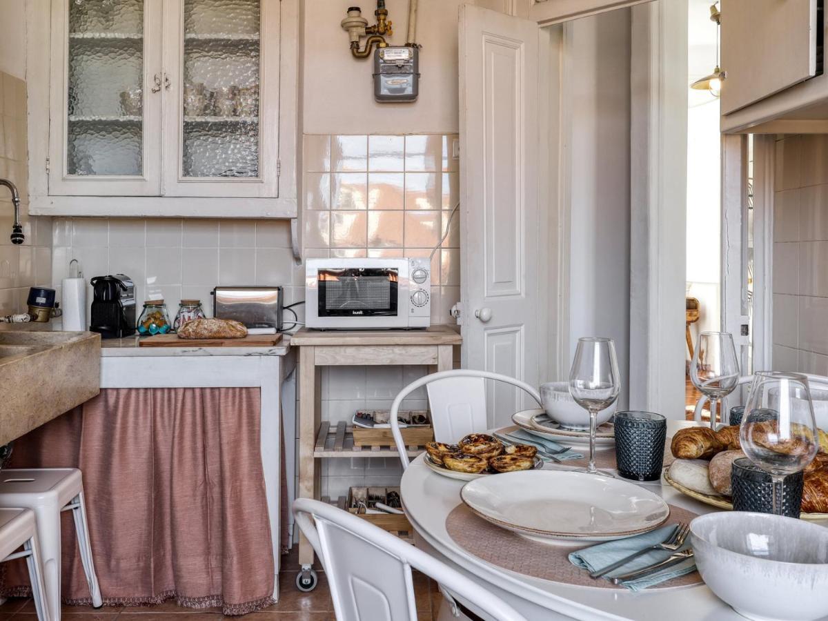 Lisbon Typical House Apartment Екстериор снимка
