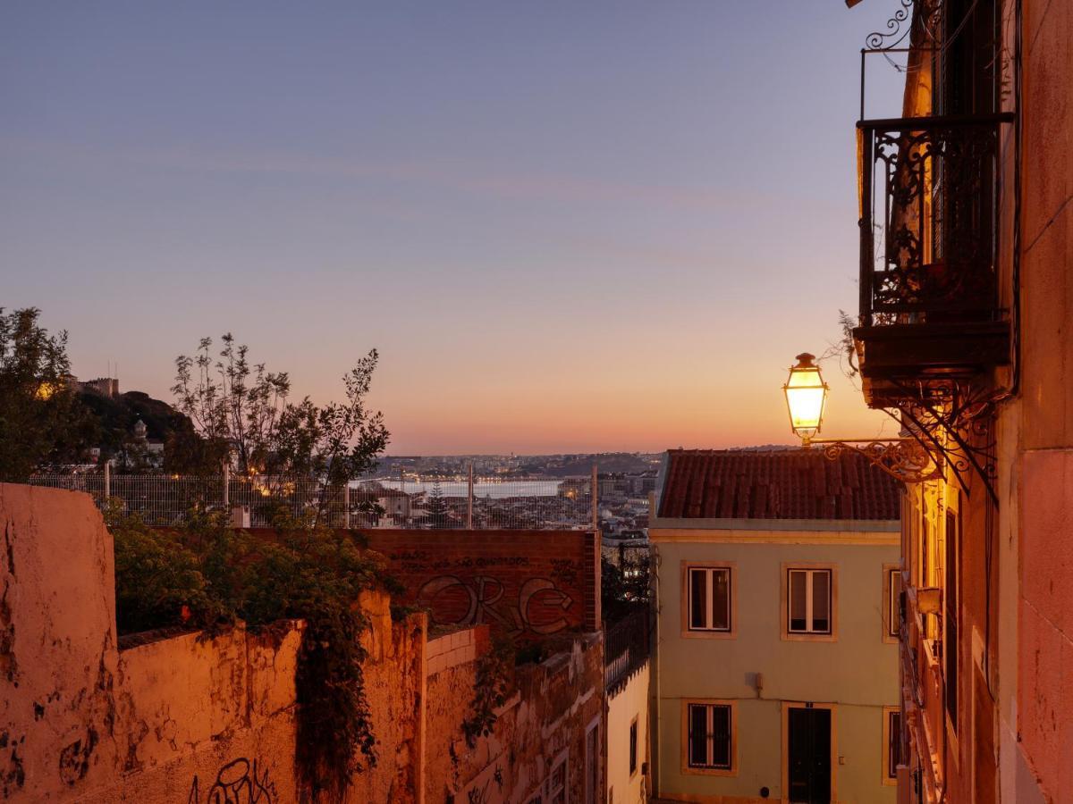Lisbon Typical House Apartment Екстериор снимка